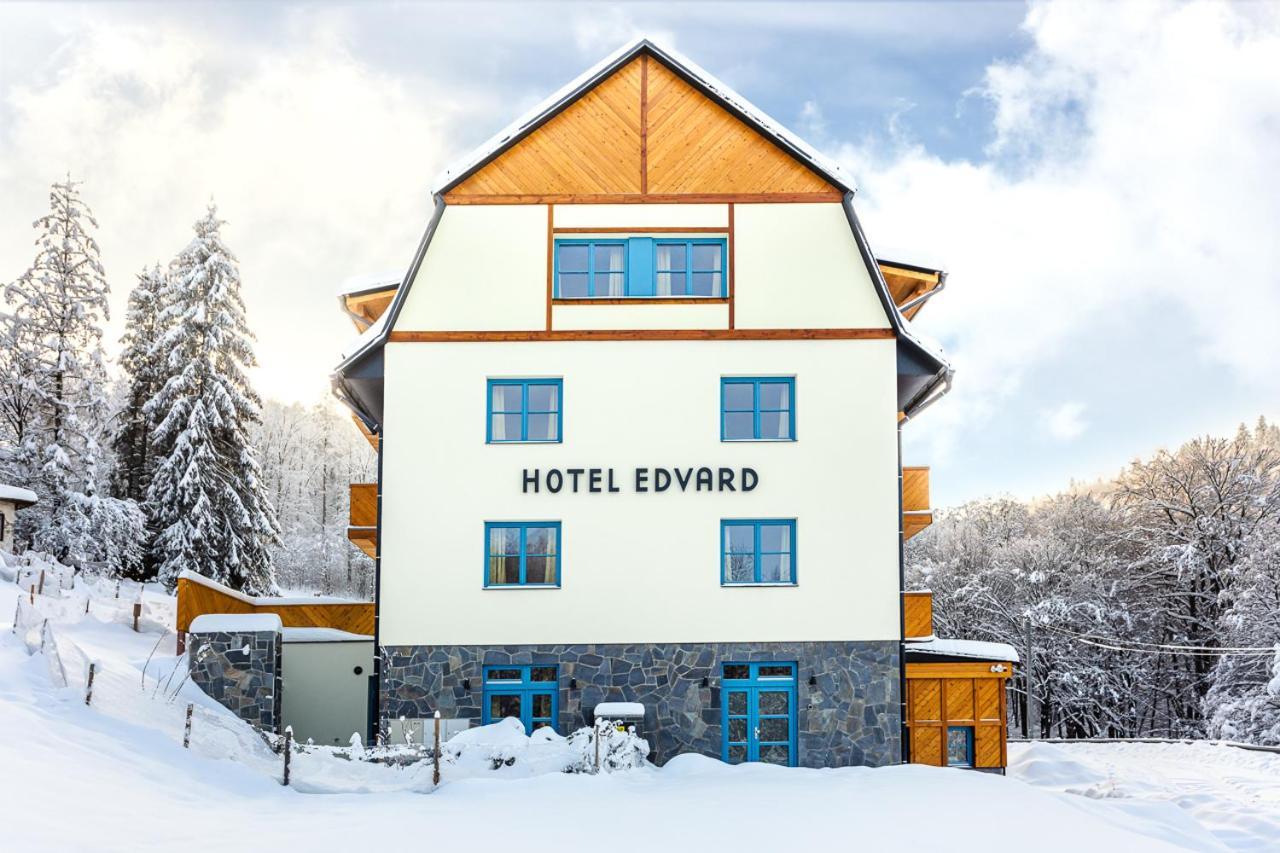 Hotel Edvard Frenstat pod Radhostem Exterior foto